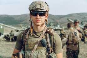 Czy mogę wrócić do zawodowej służby wojskowej po zatarciu skazania i wcześniejszym zwolnieniu dyscyplinarnym